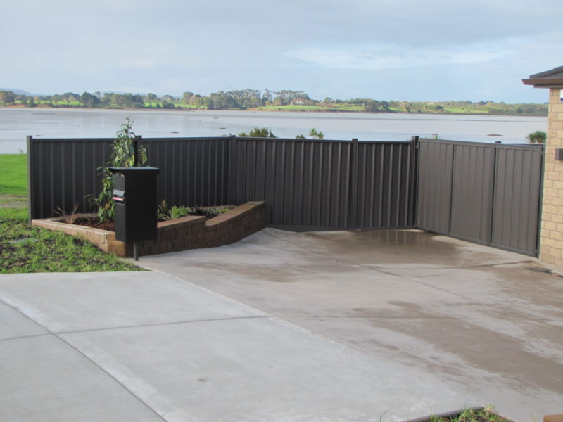 Colour Steel Boundary Fences — Frontline Fencing NZ